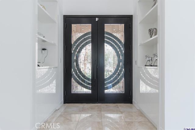 4 Bed Home for Sale in Los Angeles, California