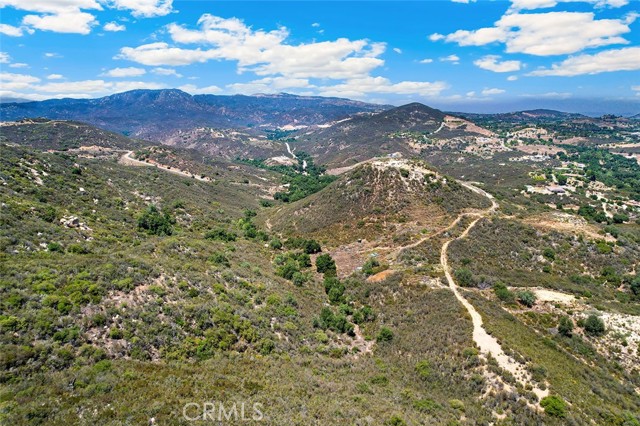 Detail Gallery Image 2 of 12 For 18250 La Ventana Rd, Murrieta,  CA 92562 - – Beds | – Baths