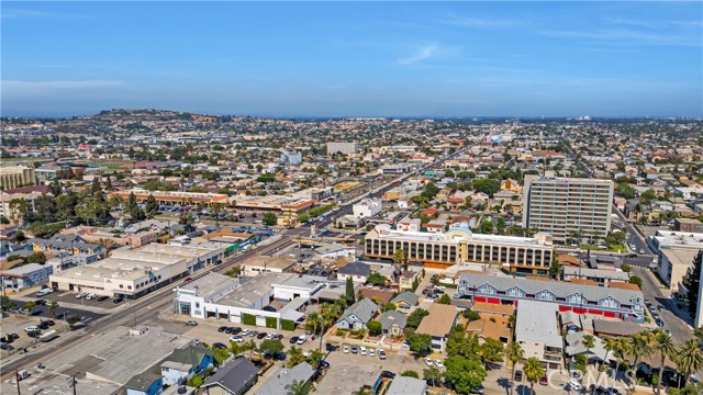 Detail Gallery Image 30 of 39 For 1208 Linden Ave, Long Beach,  CA 90813 - 11 Beds | 4 Baths