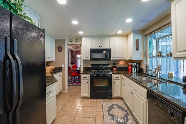 Detail Gallery Image 15 of 50 For 1290 3rd St, Calimesa,  CA 92320 - 4 Beds | 2/1 Baths