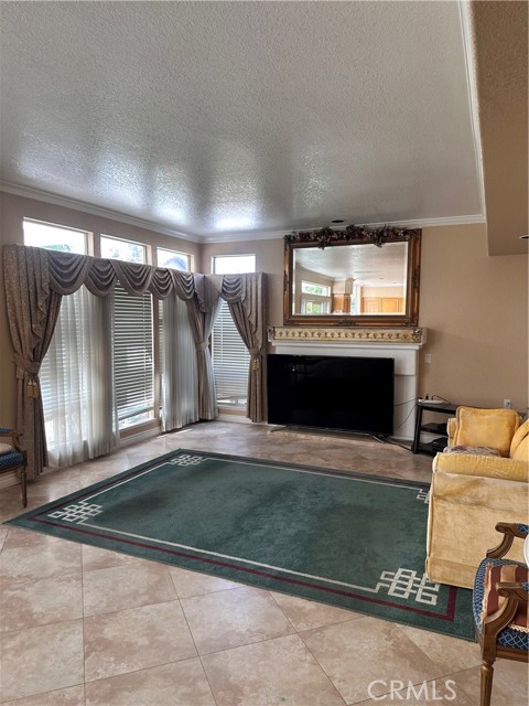 5342 Duke Drive, La Palma CA: https://media.crmls.org/medias/6831dea1-94af-4216-8d46-282781d6588f.jpg