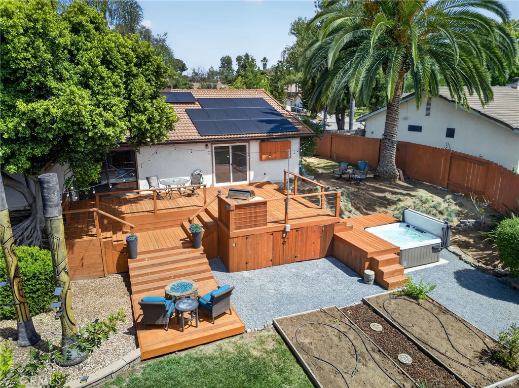 https://media.crmls.org/medias/68322c6f-43fc-4044-911c-0a653da7b803.jpg?preset=X-Large
