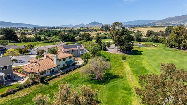 5619 Tamarisk Way, San Luis Obispo CA: https://media.crmls.org/medias/68324275-39fa-4ace-be5f-f618b8dd9686.jpg