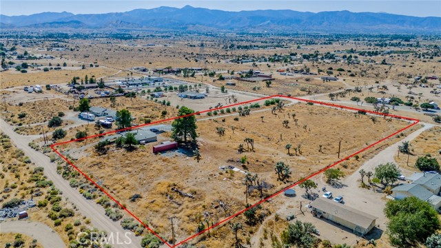 Detail Gallery Image 14 of 18 For 10601 Anderson Ranch Rd, Phelan,  CA 92371 - 2 Beds | 2 Baths