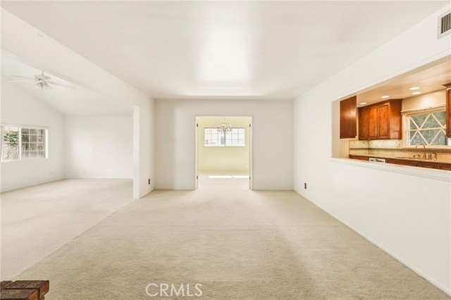 Detail Gallery Image 4 of 30 For 7140 Maynard Ave, West Hills,  CA 91307 - 4 Beds | 2/1 Baths