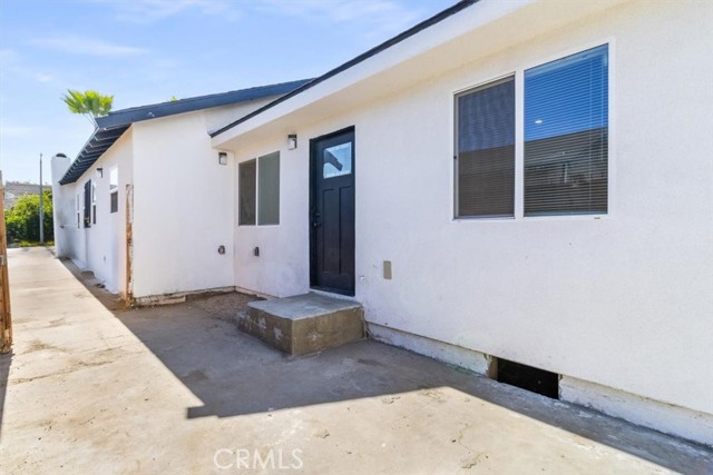 Detail Gallery Image 22 of 69 For 6616 Denver Ave, Los Angeles,  CA 90044 - 6 Beds | 5/1 Baths