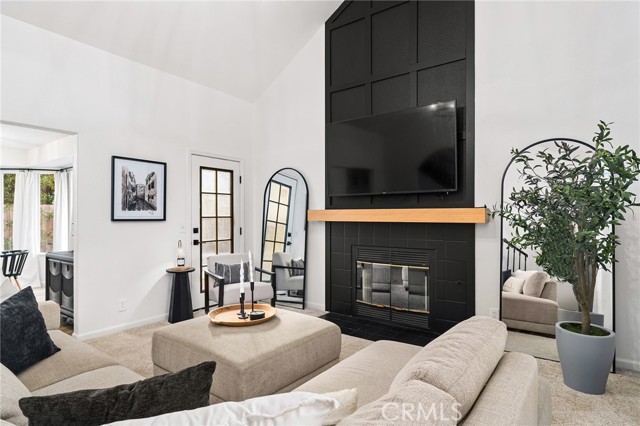13 Noyo Court, Chico CA: https://media.crmls.org/medias/6834b07b-dd95-4b80-a3c4-1d874cab015a.jpg
