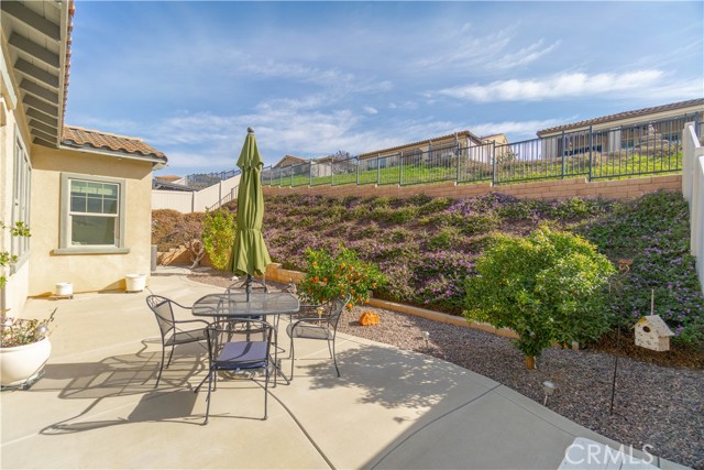 Detail Gallery Image 35 of 65 For 11121 Fourleaf Ct, Corona,  CA 92883 - 2 Beds | 2 Baths