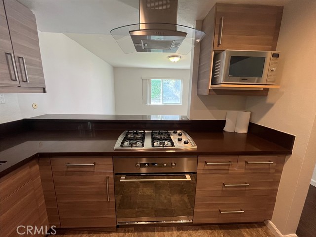 Detail Gallery Image 11 of 24 For 3252 Candlewood, Torrance,  CA 90505 - 3 Beds | 3 Baths