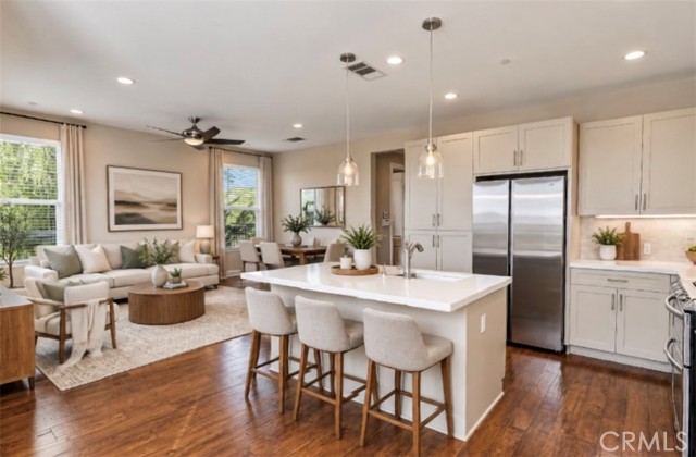 902 North Botanica Lane, A
