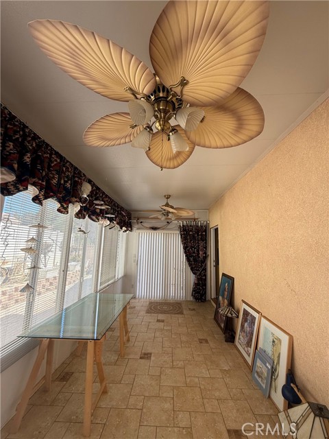 Image 20 of 39 For 25304 Rolling Greens