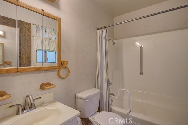 Detail Gallery Image 16 of 44 For 1699 Langton St, Cambria,  CA 93428 - 2 Beds | 2 Baths