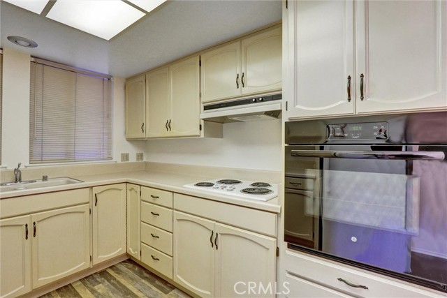 Detail Gallery Image 9 of 32 For 95 Calle Aragon a,  Laguna Woods,  CA 92637 - 2 Beds | 2 Baths