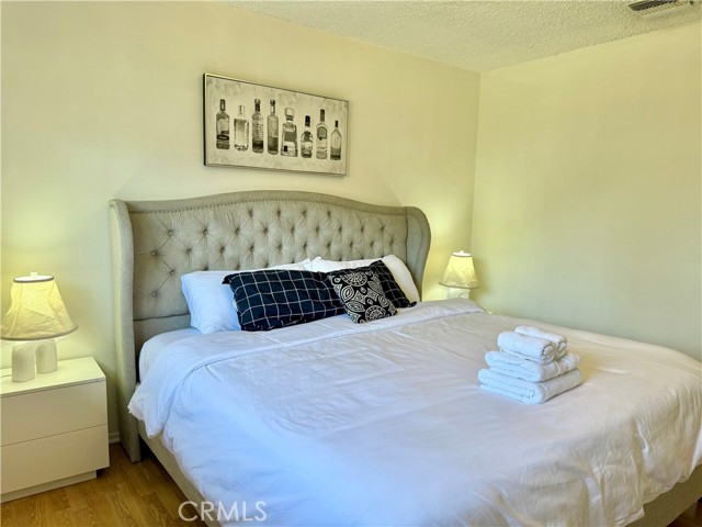 Detail Gallery Image 5 of 35 For 9504 East Naomi Ave, Arcadia,  CA 91007 - 3 Beds | 3 Baths