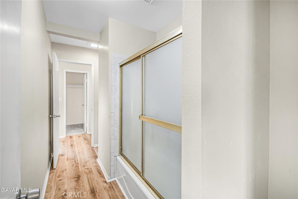 https://media.crmls.org/medias/6839d9b7-182a-4846-86b1-93a5b2d93910.jpg?preset=X-Large