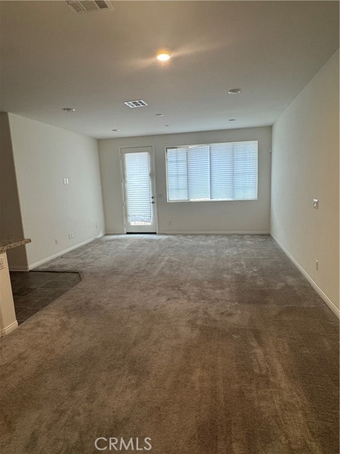 Detail Gallery Image 3 of 20 For 16508 Monteviejo St, Fontana,  CA 92336 - 4 Beds | 3 Baths