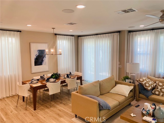 Detail Gallery Image 15 of 19 For 16453 Trailblazer, Chino,  CA 91708 - 4 Beds | 3 Baths