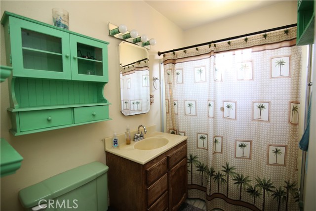 Detail Gallery Image 13 of 17 For 13611 Olive St, Westminster,  CA 92683 - 3 Beds | 2 Baths