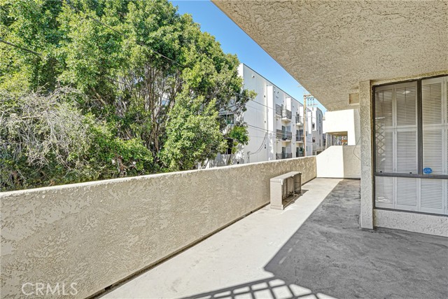 Detail Gallery Image 19 of 22 For 7001 S La Cienega #101,  Los Angeles,  CA 90045 - 2 Beds | 2 Baths