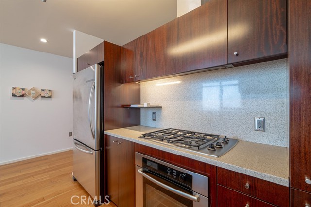 1155 South Grand Avenue, Los Angeles CA: https://media.crmls.org/medias/683aa233-f22d-4064-a337-174fa6cf63ff.jpg