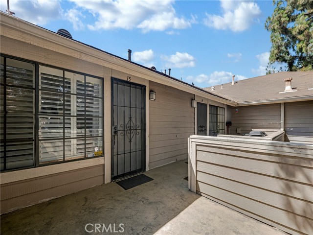 Detail Gallery Image 16 of 19 For 11350 Foothill Bld #15,  Sylmar,  CA 91342 - 2 Beds | 2 Baths