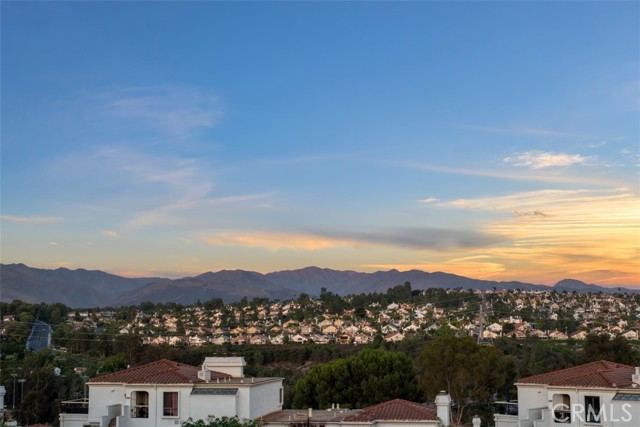 Detail Gallery Image 2 of 60 For 22384 Manacor #4,  Mission Viejo,  CA 92692 - 2 Beds | 2 Baths