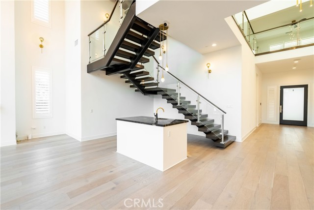 20043 Mersey Lane, Porter Ranch CA: https://media.crmls.org/medias/683b2e64-4330-430d-a865-316fb3960c85.jpg