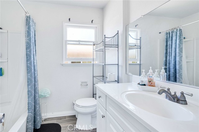222 W 8th Avenue, Escondido CA: https://media.crmls.org/medias/683b79b2-dcb5-48e3-a893-6c10f2cfc5b2.jpg