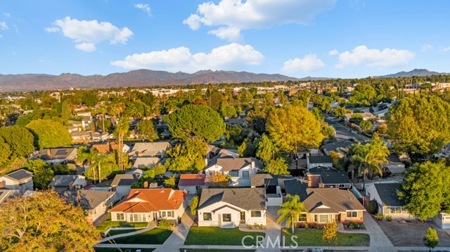 Detail Gallery Image 38 of 39 For 6912 Mclennan Ave, Lake Balboa,  CA 91406 - 4 Beds | 2 Baths