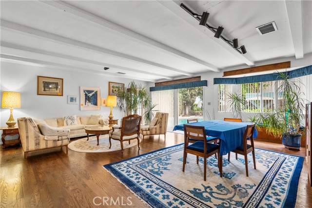 Detail Gallery Image 13 of 64 For 16026 Septo St, Granada Hills,  CA 91343 - 3 Beds | 2/2 Baths