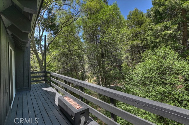 Detail Gallery Image 43 of 45 For 309 Golden Ln, Lake Arrowhead,  CA 92352 - 6 Beds | 3 Baths