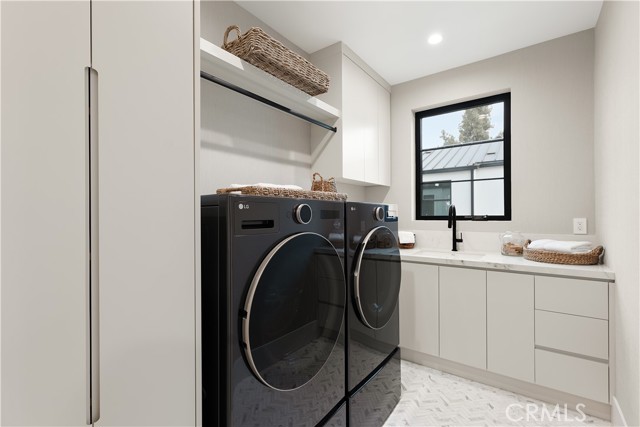 Detail Gallery Image 40 of 43 For 4211 Agnes Ave, Studio City,  CA 91604 - 4 Beds | 4/1 Baths