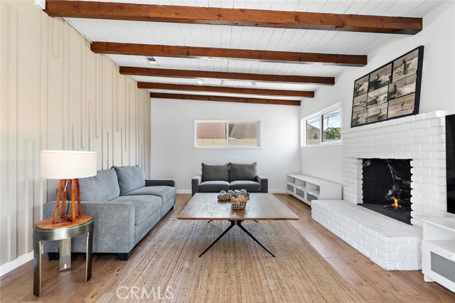 6202 Arbor Road, Lakewood CA: https://media.crmls.org/medias/683f32e2-1921-433e-837b-48570ce811d7.jpg