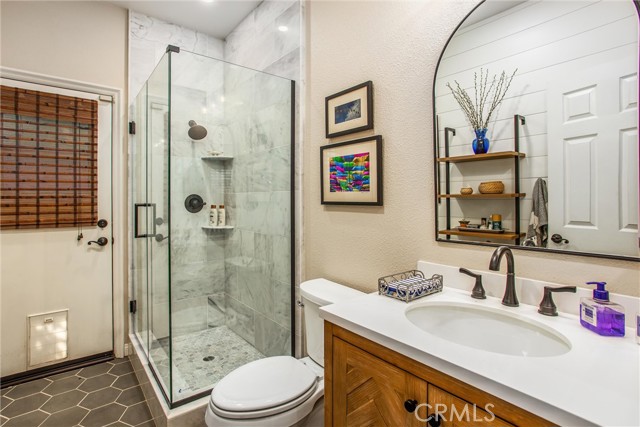 512 Golden West Drive, Redlands CA: https://media.crmls.org/medias/683f401f-04ff-4faa-9858-df664d33a50a.jpg