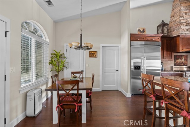 Detail Gallery Image 7 of 29 For 9966 Sunfish Cir, Paso Robles,  CA 93446 - 3 Beds | 2 Baths