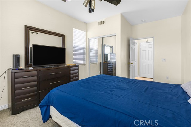 5764 Territory Lane, Eastvale CA: https://media.crmls.org/medias/683faf1c-f568-4ba0-ac61-7ff673884006.jpg