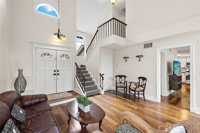 21111 Briarwood Lane, Rancho Santa Margarita CA: https://media.crmls.org/medias/683fc1c4-ed7f-454b-ace7-53a19d410f9d.jpg
