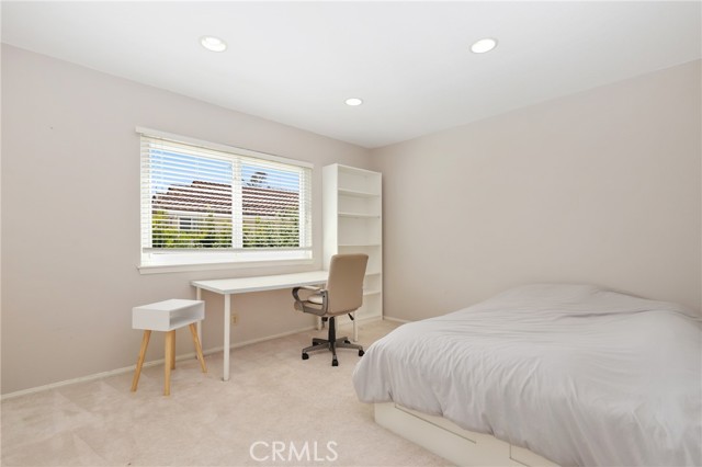 24092 Lapwing Lane, Laguna Niguel CA: https://media.crmls.org/medias/6840d4ef-37dc-4cf2-a119-2eac241d33ce.jpg