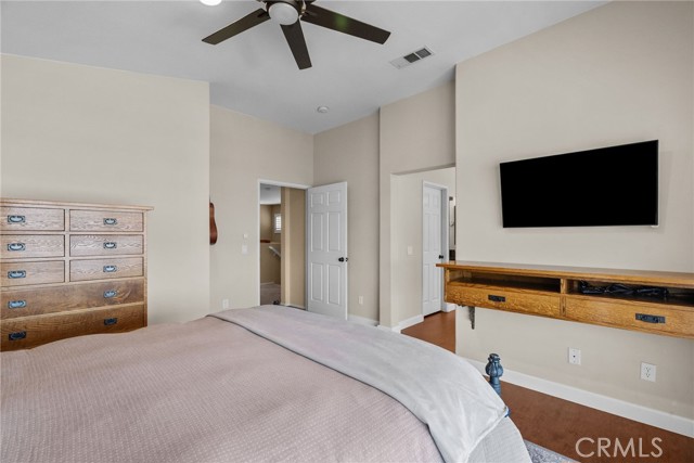 27711 Adonis Lane, Canyon Country CA: https://media.crmls.org/medias/6840e483-053e-4a30-8db8-1463dfd5032c.jpg