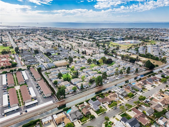 Detail Gallery Image 48 of 52 For 16396 Vista Roma, Huntington Beach,  CA 92649 - 2 Beds | 1 Baths