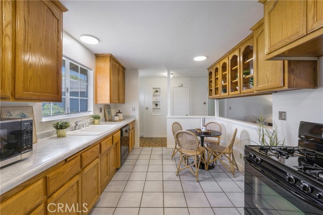 Detail Gallery Image 13 of 24 For 1211 S Fremont St, Anaheim,  CA 92804 - 4 Beds | 1/1 Baths