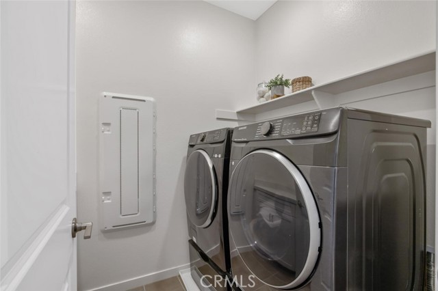 Detail Gallery Image 31 of 54 For 18171 Hedgerow Way, Saugus,  CA 91350 - 4 Beds | 2/1 Baths