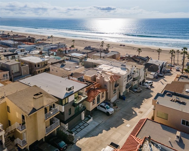 200 40th Street, Manhattan Beach, California 90266, 4 Bedrooms Bedrooms, ,4 BathroomsBathrooms,Residential,Sold,40th,SB22010624