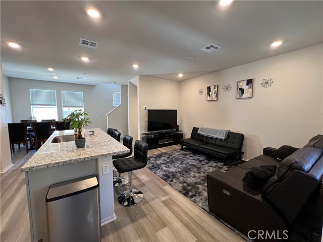 Detail Gallery Image 10 of 24 For 40463 Melrose Dr, Temecula,  CA 92591 - 2 Beds | 2/1 Baths