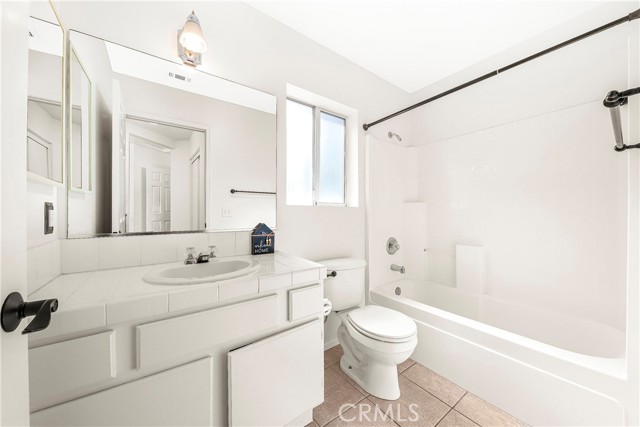 Detail Gallery Image 22 of 39 For 43473 30th St #4,  Lancaster,  CA 93536 - 3 Beds | 2/1 Baths