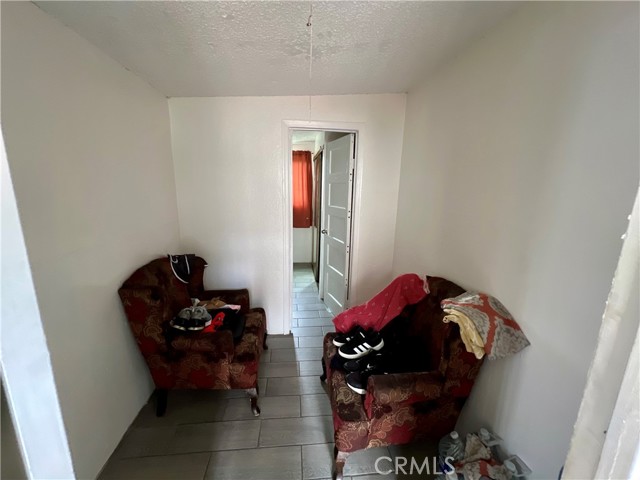 Detail Gallery Image 18 of 28 For 5852 S Olive St, Los Angeles,  CA 90003 - 4 Beds | 3 Baths