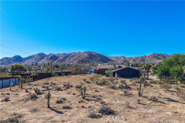 Detail Gallery Image 8 of 12 For 7201 Olympic Rd, Joshua Tree,  CA 92252 - – Beds | – Baths