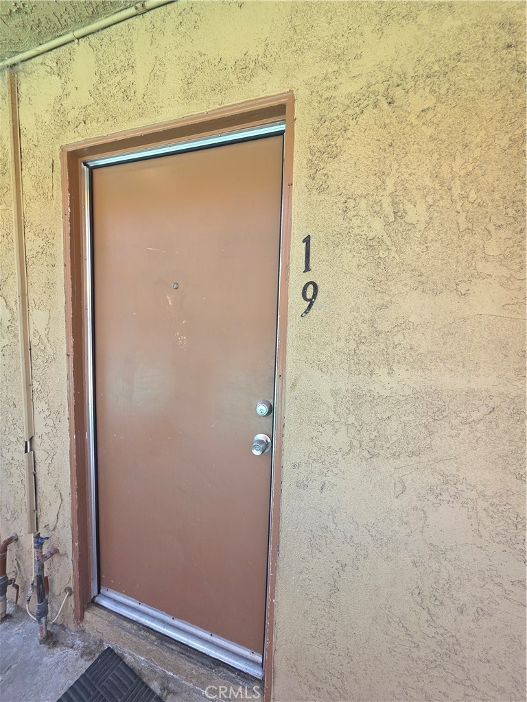 5180 Tyler #19
