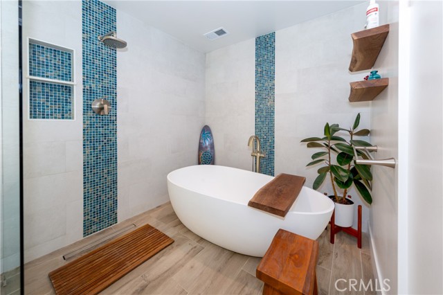 Detail Gallery Image 17 of 30 For 12441 Daryl Ave, Granada Hills,  CA 91344 - 3 Beds | 2/1 Baths