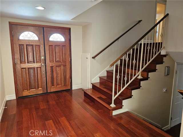19259 Braemore Road, Porter Ranch CA: https://media.crmls.org/medias/684584b9-bdfe-4592-bac9-091d884b9e54.jpg